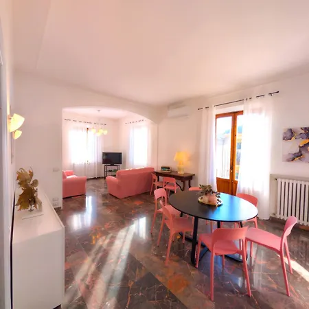 Casa Bimbi Daire Siena